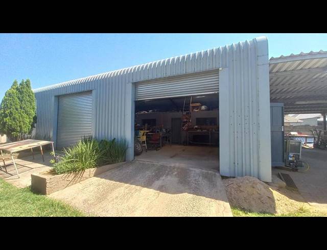 OFFICE FOR SALE IN THREE RIVERS